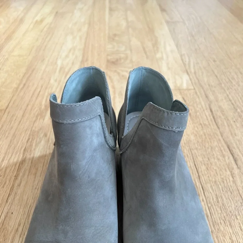 Sorel Lolla Cut-Out Waterproof Leather Ankle Boots Gray Women's US Size 7.5 - Picture 4 of 9